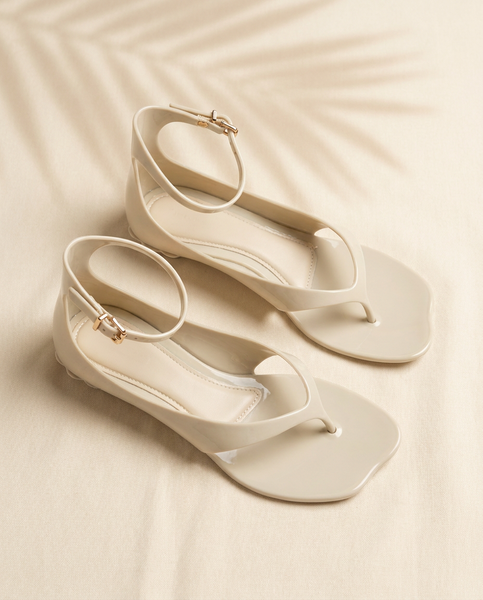 Ivory Pop Jelly Sandals