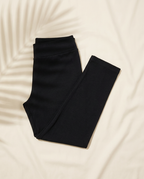 Black Signature Capri Leggings